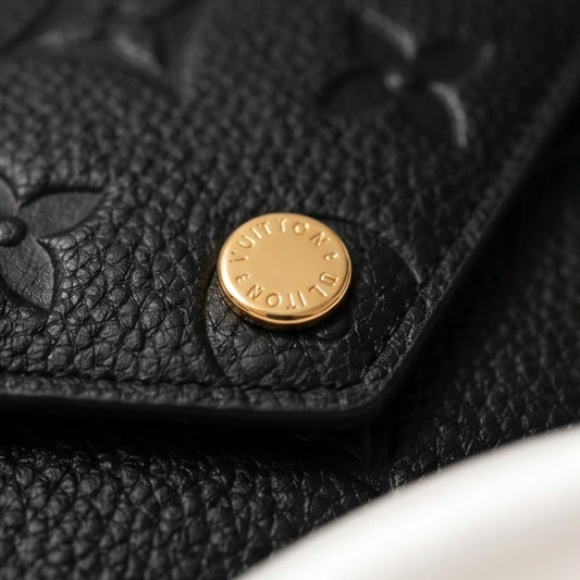 Wallet Louis Vuitton black