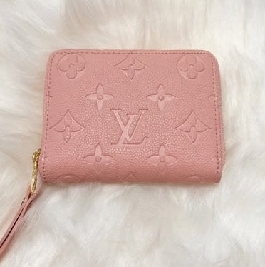 Wallet Louis Vuitton pink