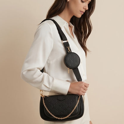 Monogram Multi Pochette Accessoires black